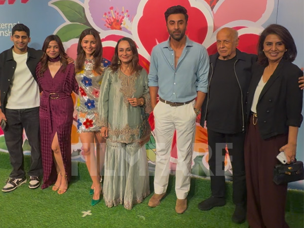 Photos: Alia Bhatt Shaheen Bhatt Ranbir Kapoor Karan Johar and More Attend Donât Be Shys Screening
